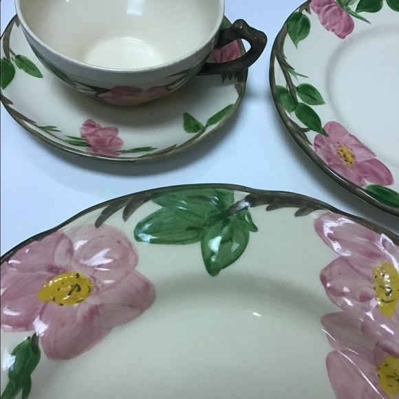 Franciscan Desert Rose 4 piece place setting - Picture 5 of 10